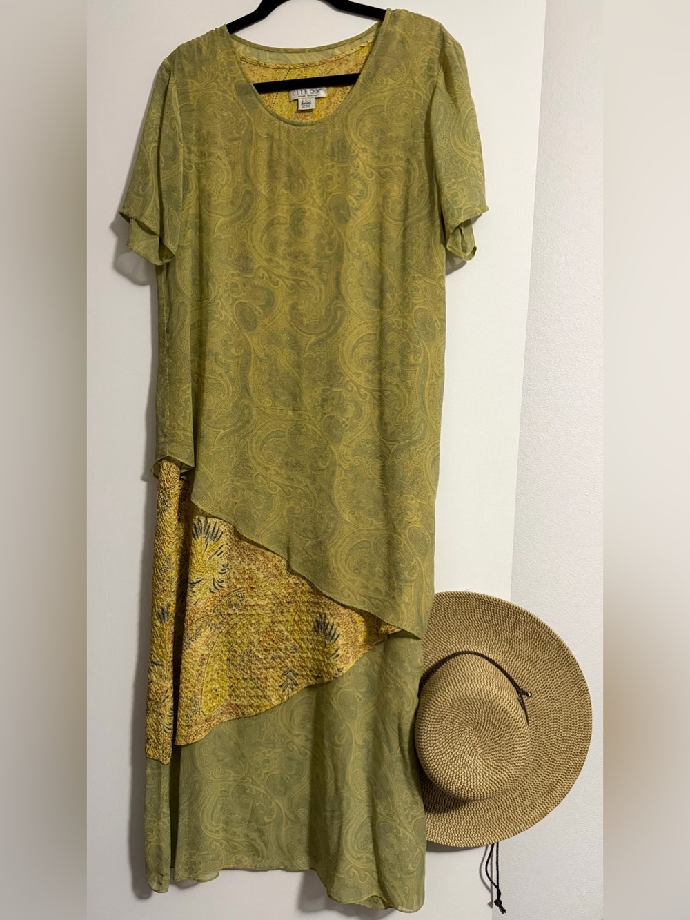 Vintage CITRON w/Sheer over Sleeveless Crinkled Silk DRESS Floral Paisley EUC